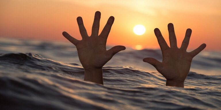 drowning in the river