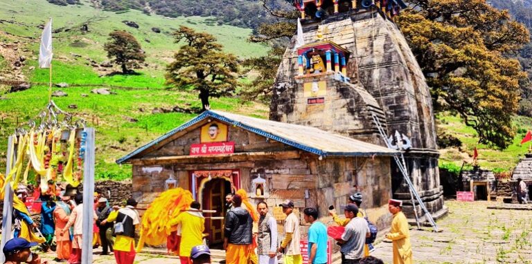Madmaheshwar Temple