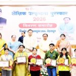 CM Dhami honored meritorious students