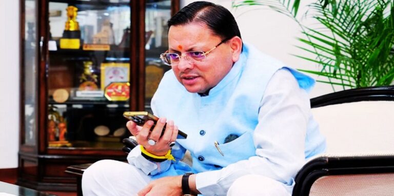 CM Dhami spoke to the topper children of high school and intermediate
