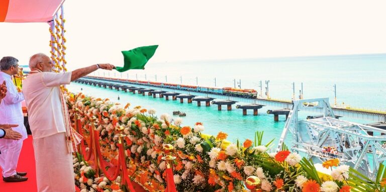 PM Modi inaugurated India's first vertical lift sea bridge Pamban