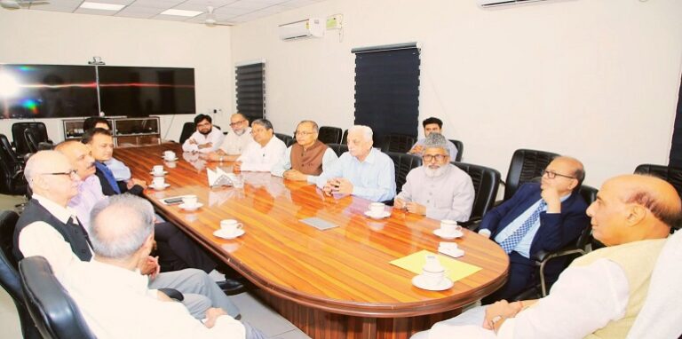 Madrasa Board Chairman met Defence Minister