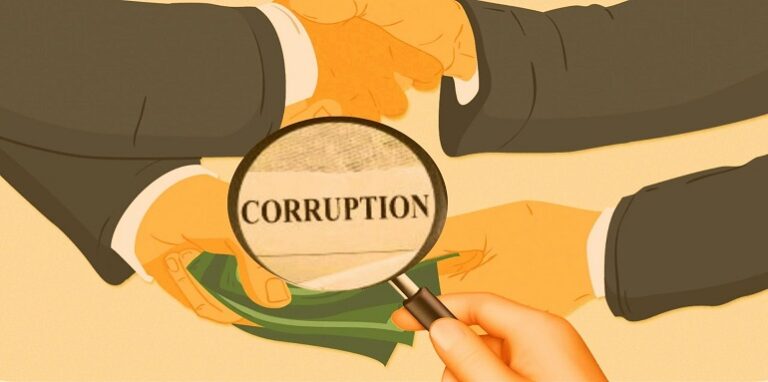 vigilance team caught a government employee taking bribe