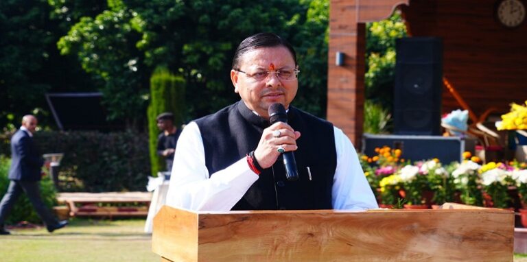 CM Dhami addressed the meeting of administrative officers