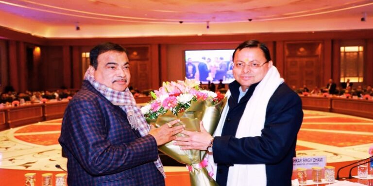 CM Dhami met Union Minister Gadkari