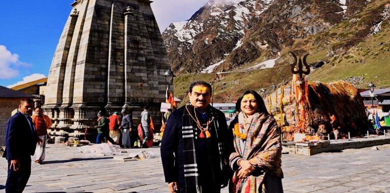 Gautam Adani visited Kedarnath Dham