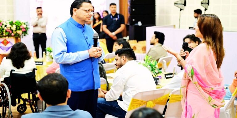 CM Dhami interacted with content creators